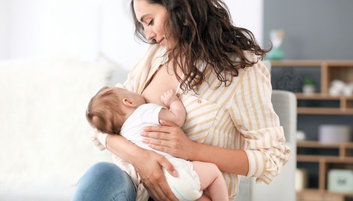 breastfeeding-during-pregnancy